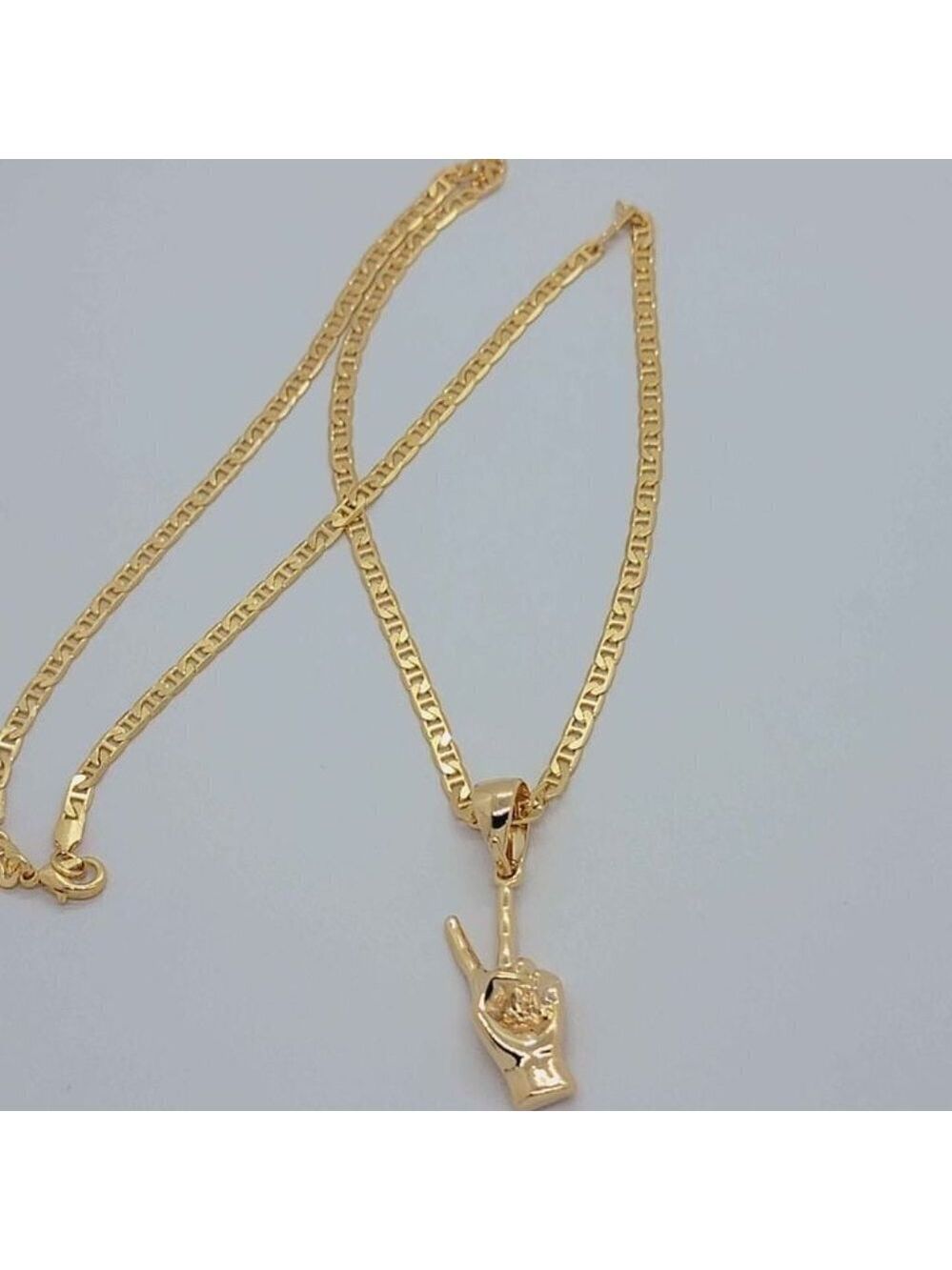 Brand New Brazilian 18k Gold Filled Hand w/ Peace Sign  Necklace